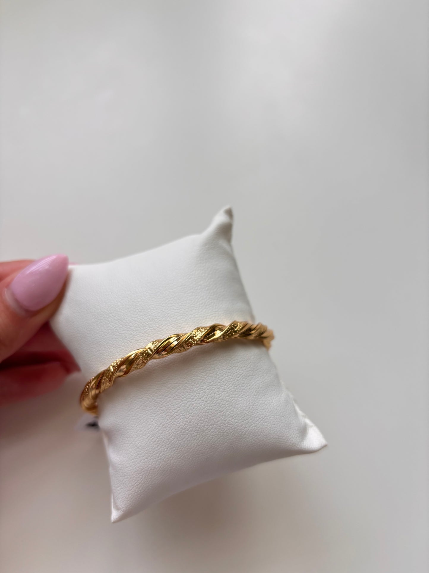 Twist Adjustable Bangle