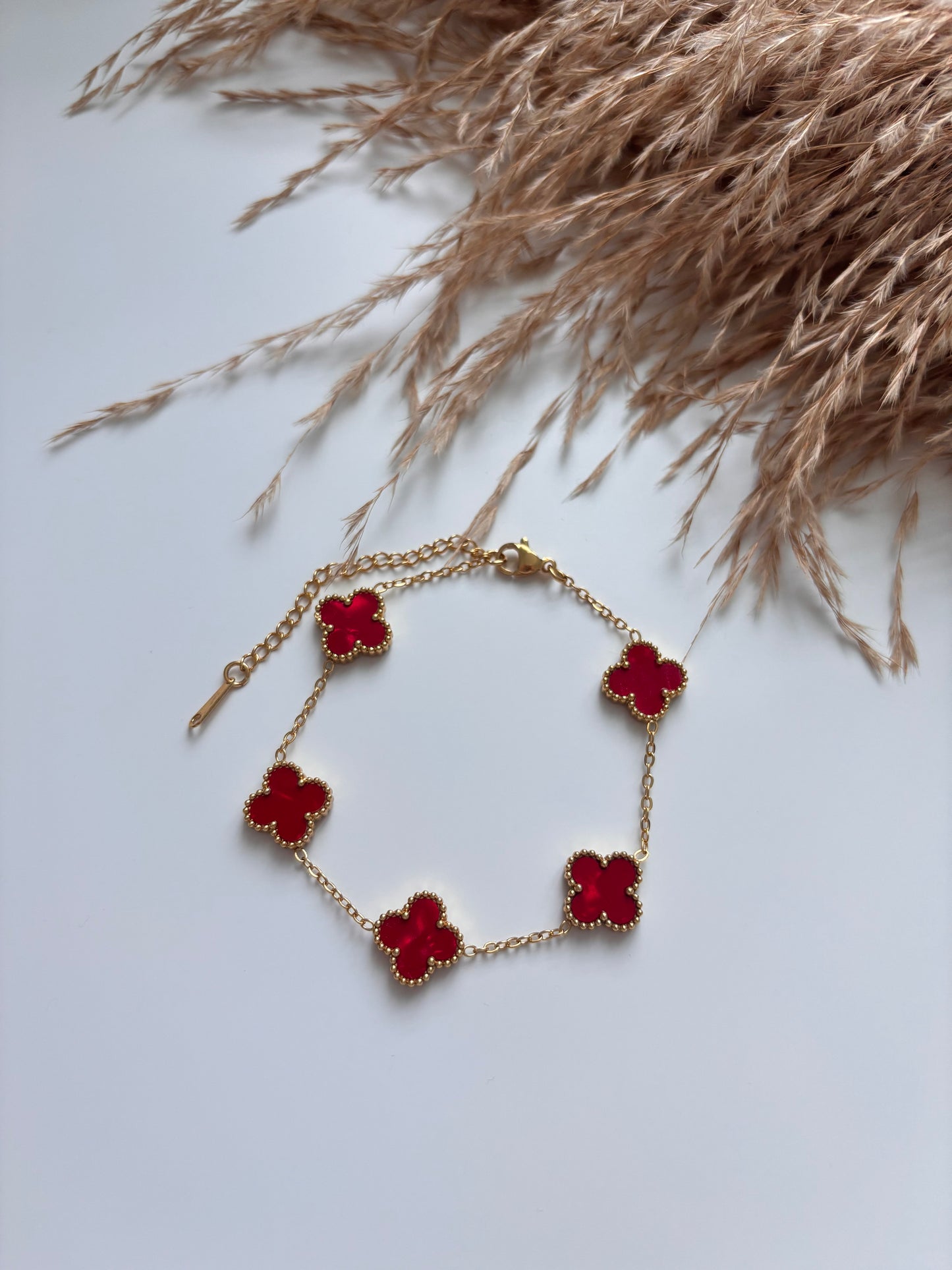 Red Trebol Bracelet