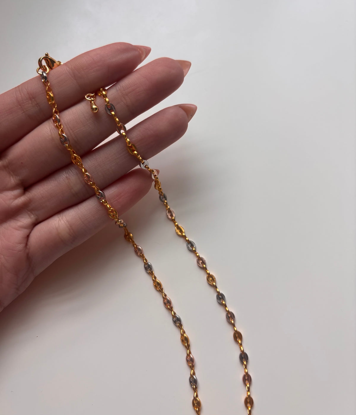 Tricolor necklace