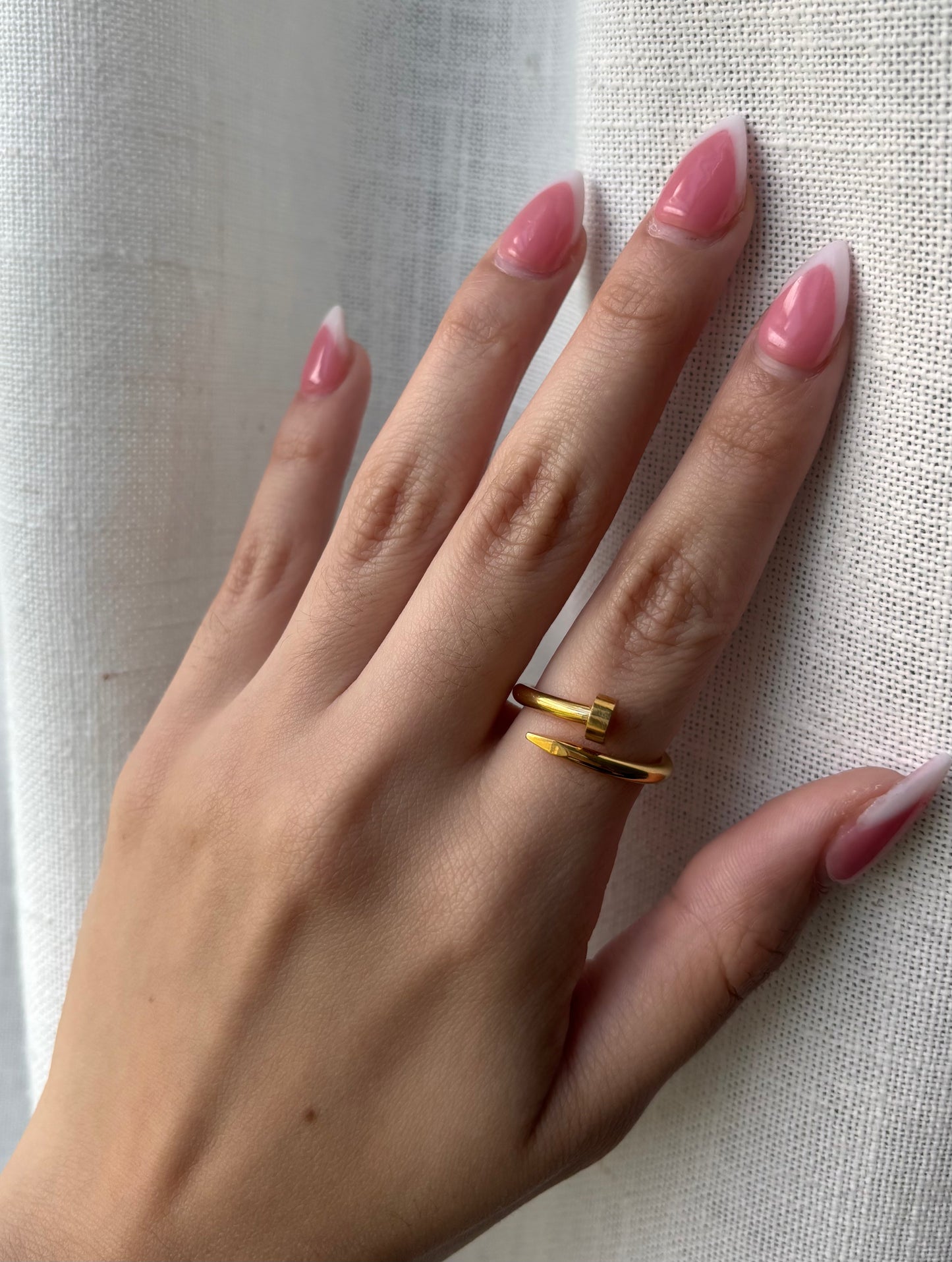 Clavo Ring