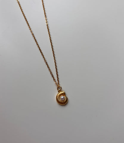Mini Pearl Shell Necklace