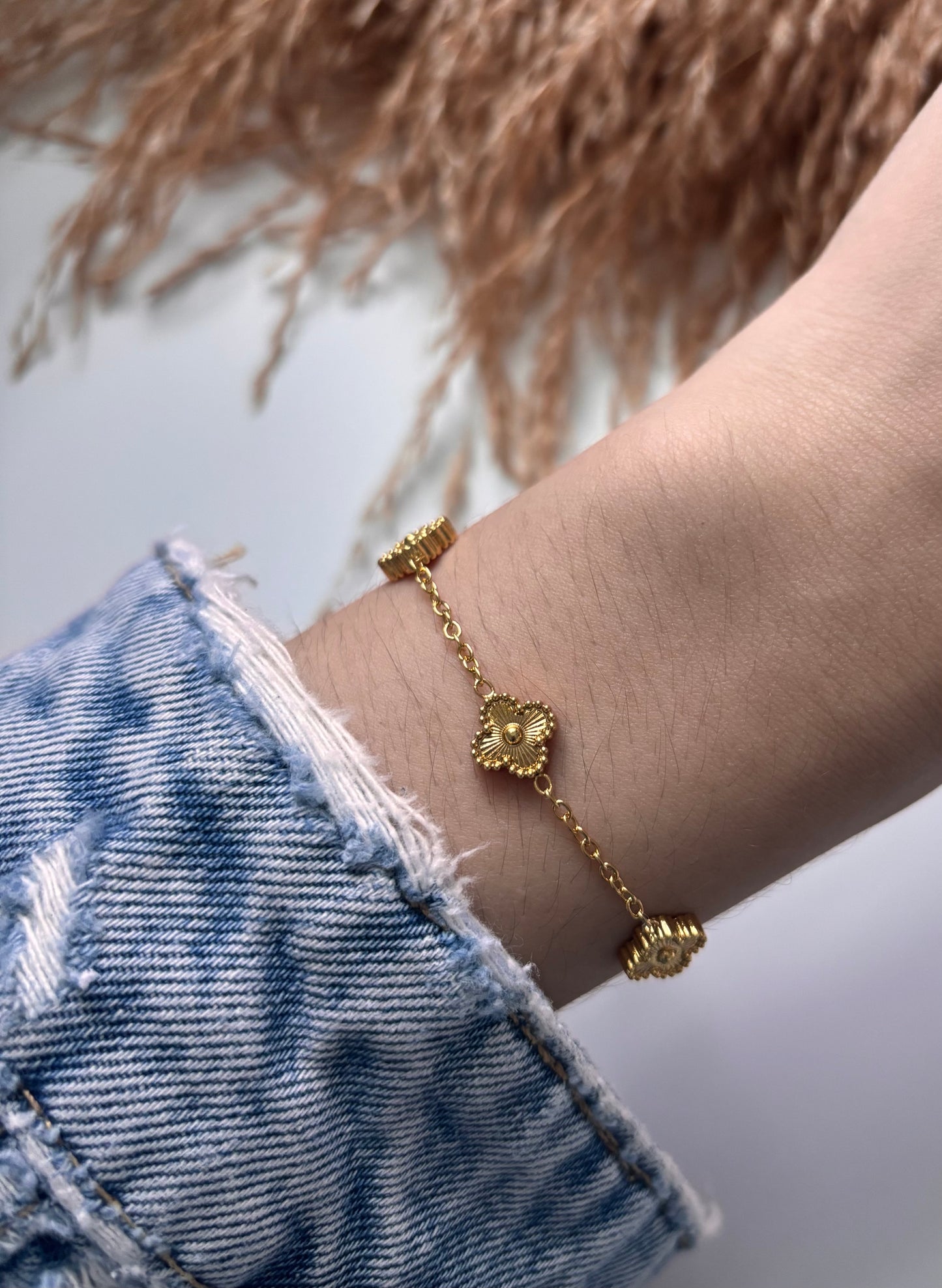 Golden mini Trebol Bracelet