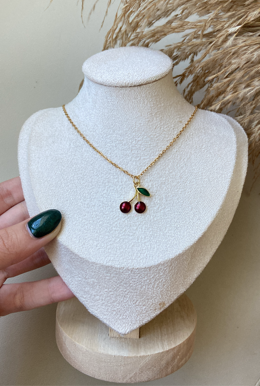 Cherry big necklace