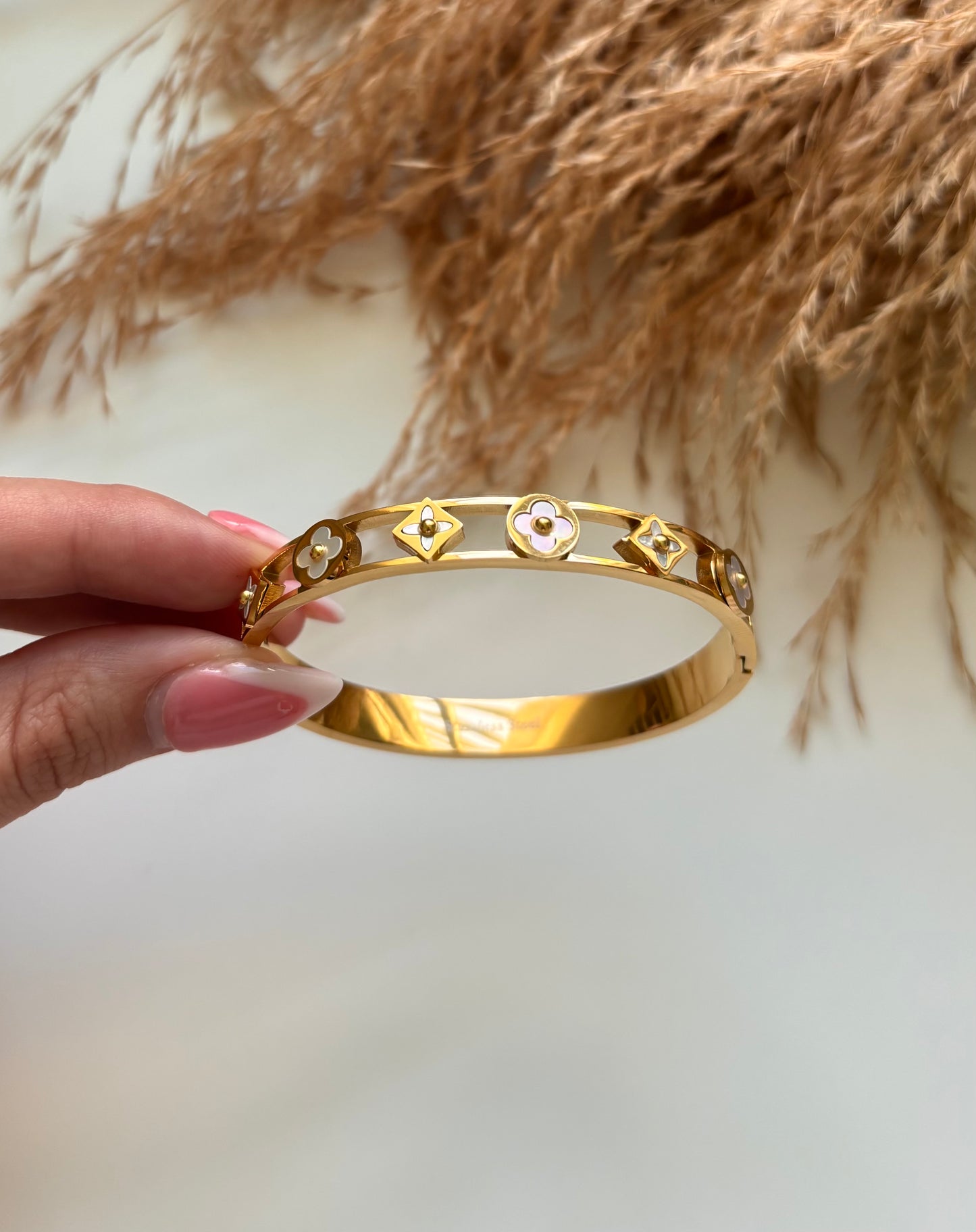 VL Bangle