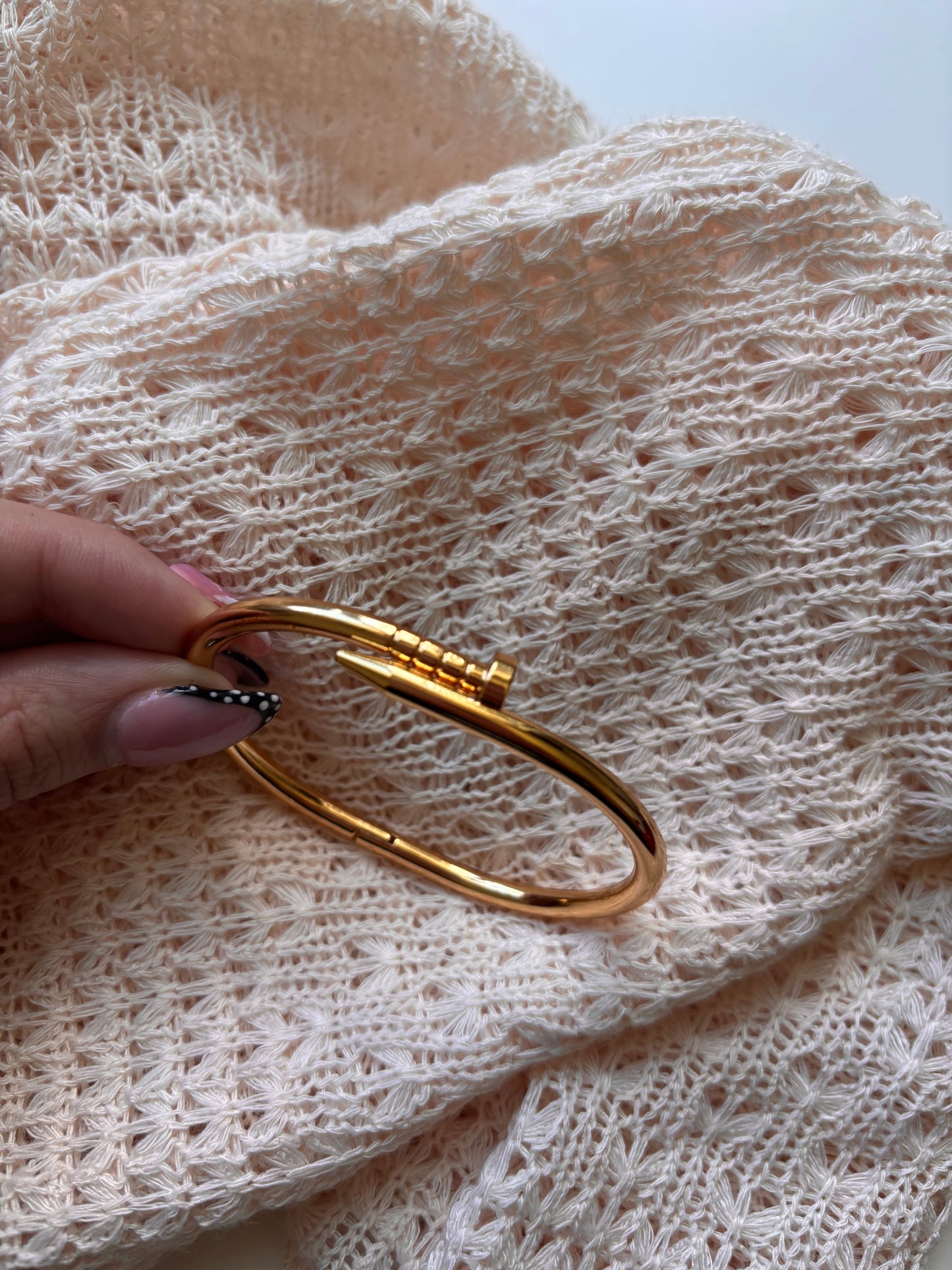 Damage Clavito Bangle
