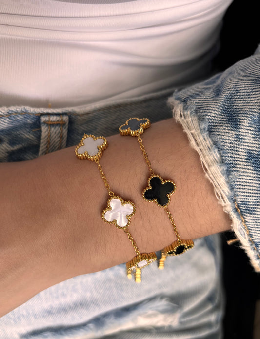 Trebol bracelets