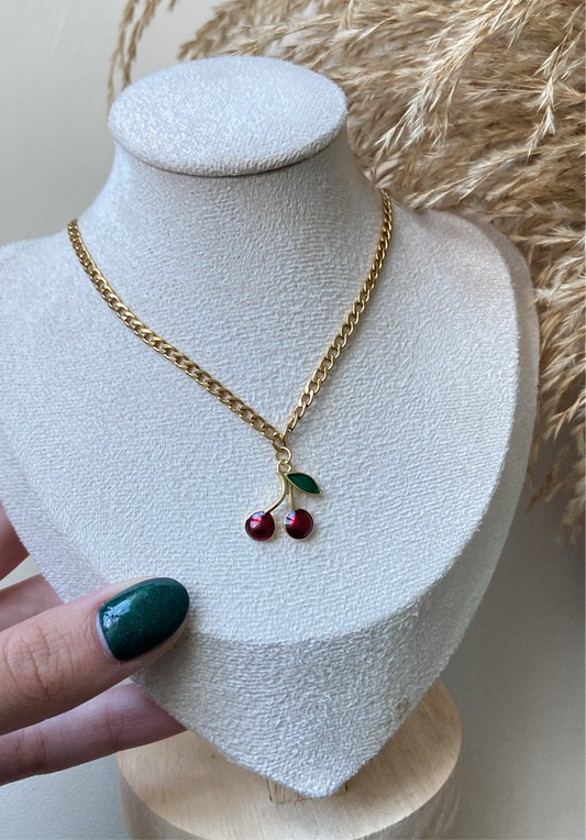 Cherry chunky necklace