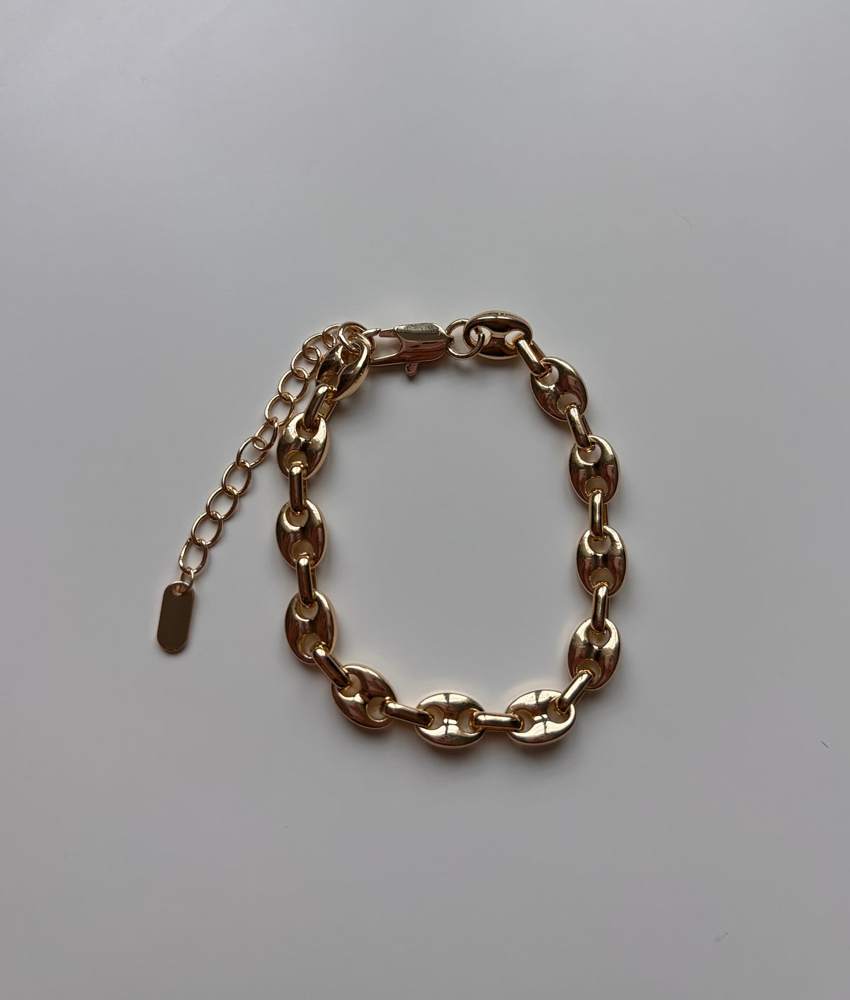 Gia solid bracelet