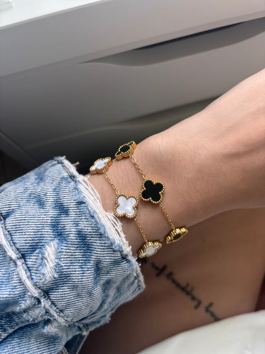 Trebol bracelets