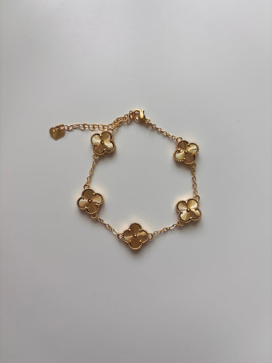 Golden Trebol Bracelet