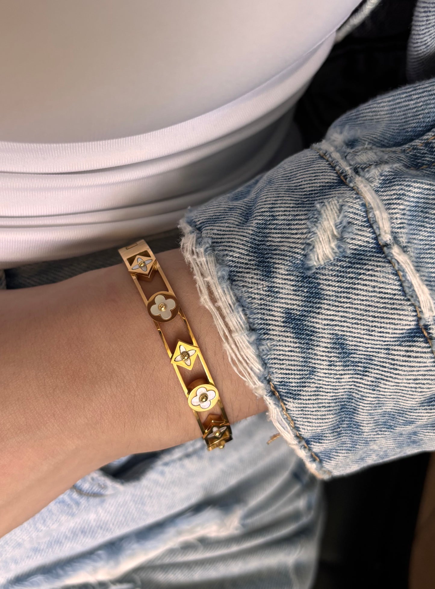 VL Bangle