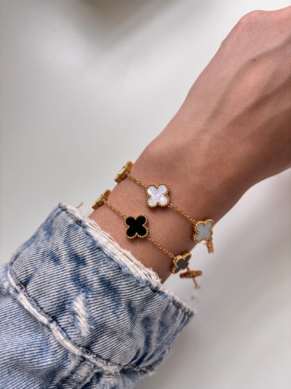 Trebol bracelets