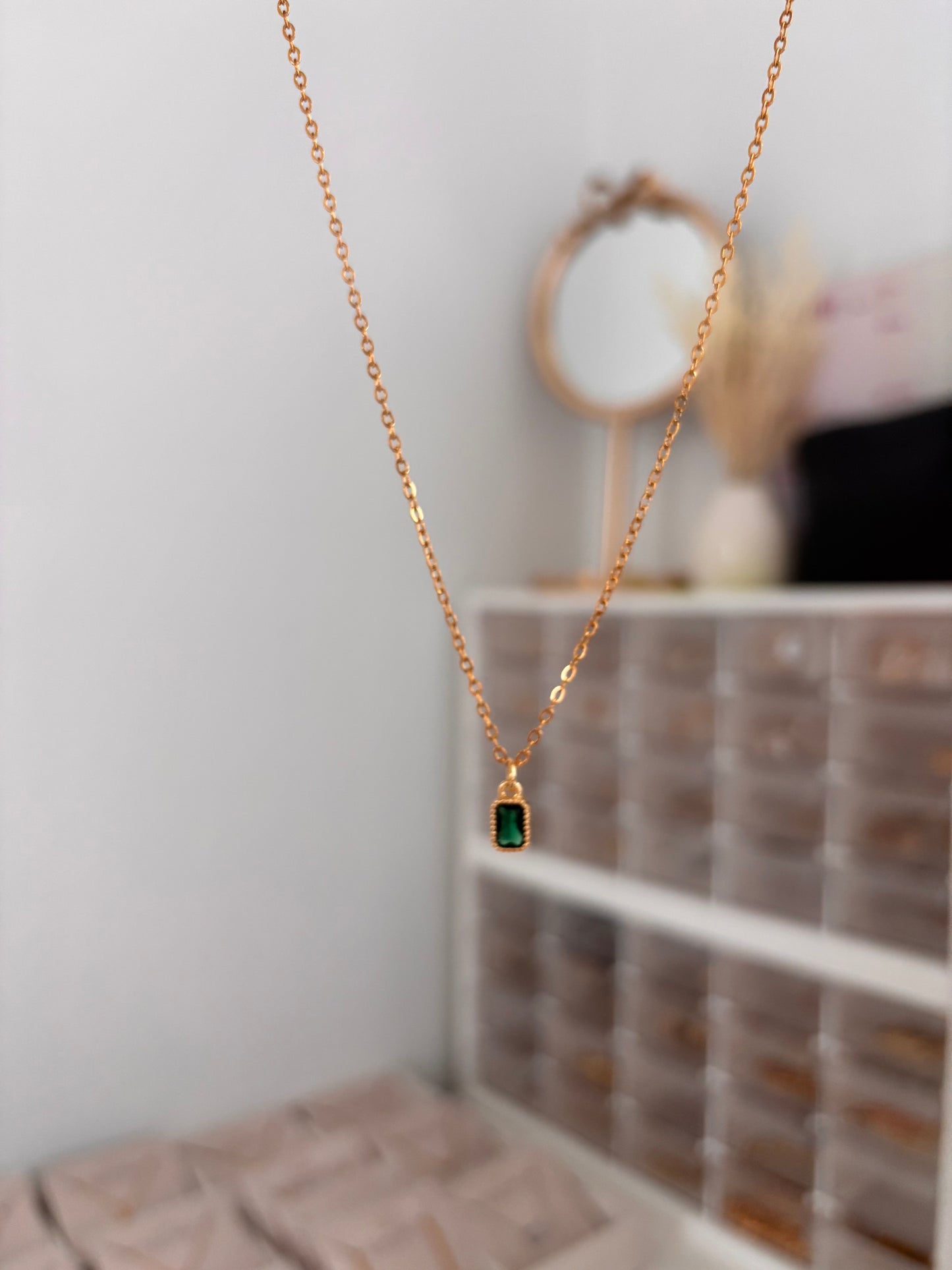 Esmeralda Simple necklace