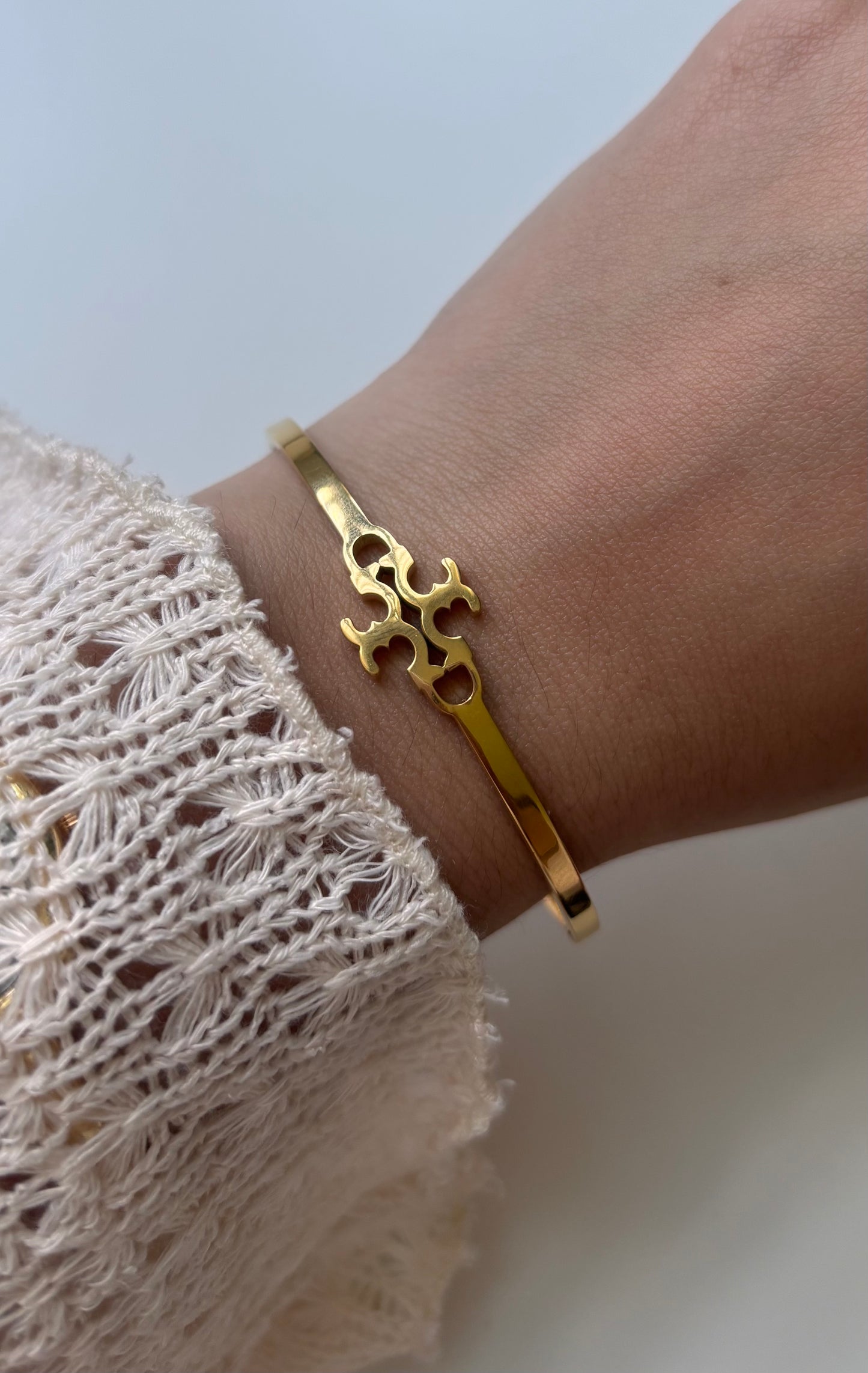 TORR Fino Bangle