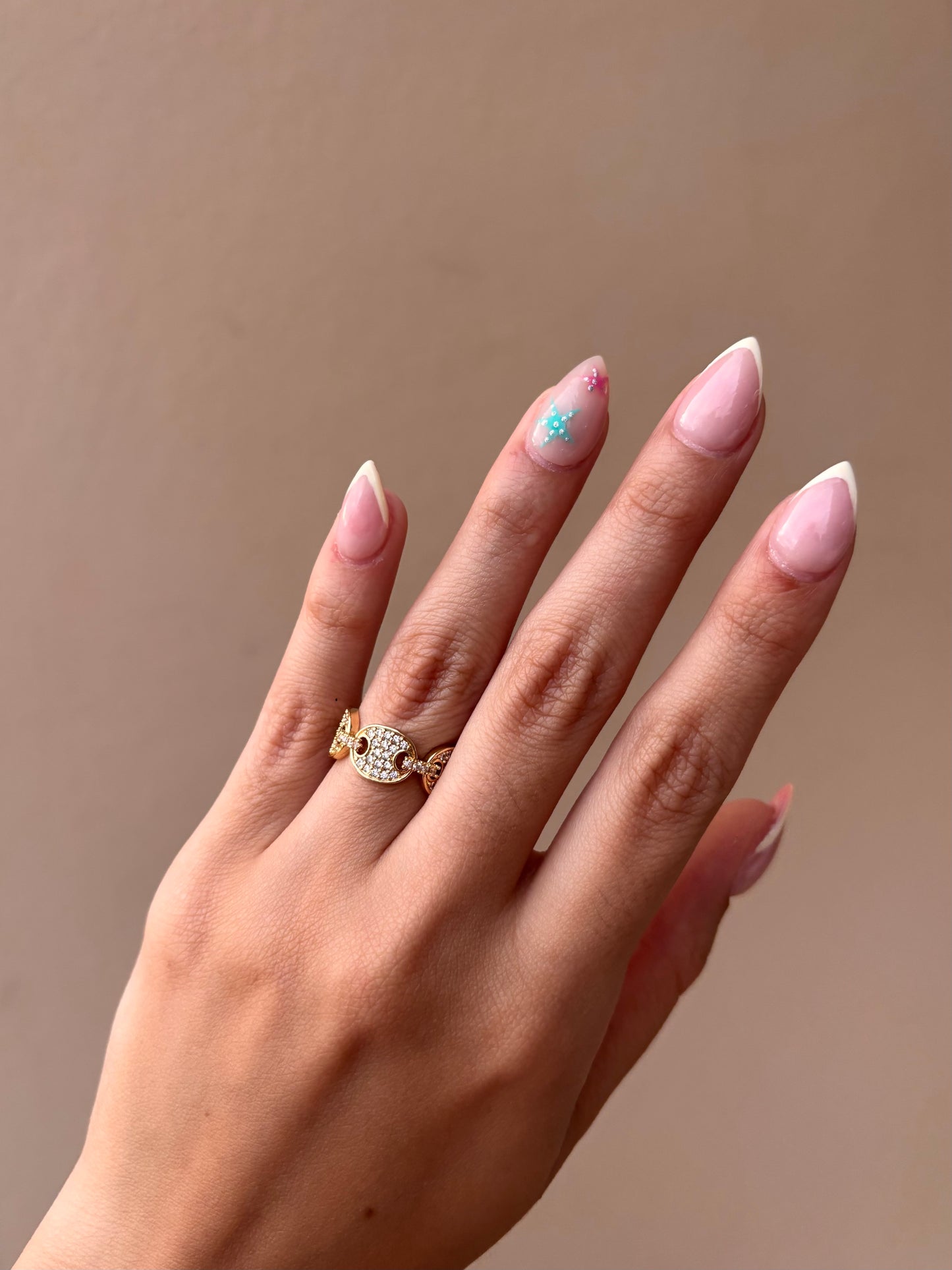 GG Ring