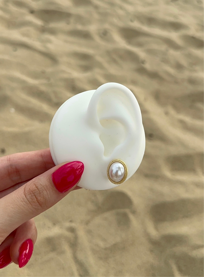 Pearl Studs